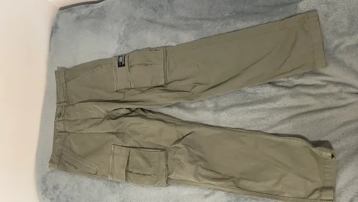 Calça cargo Zara
