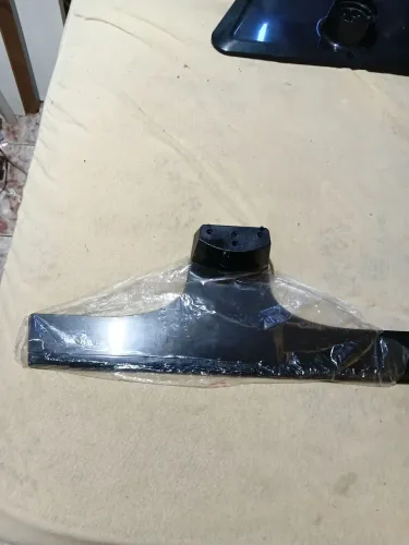 Pe de tv novo 