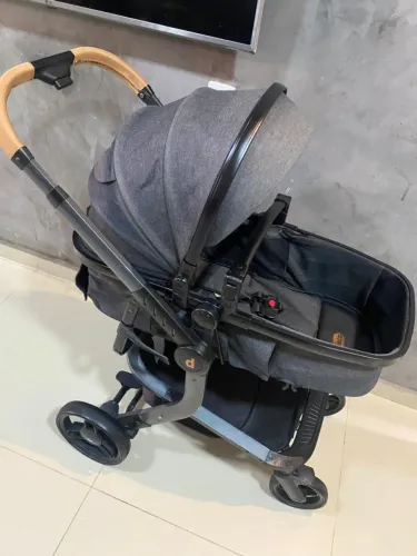 Vendo  carrinho de bebê Dzieco Kronus MOISÉS EM EXCELENTE ESTADO COMPLETO ?