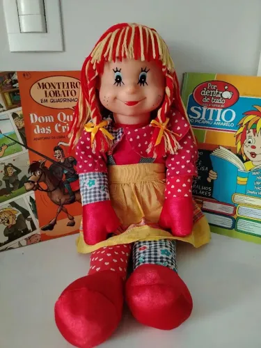 Boneca Emília