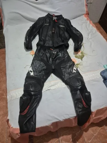 Macacão texx usado poucas vezes