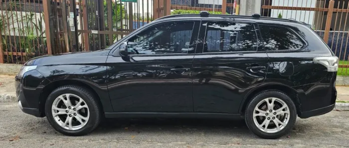 Mitsubishi Outlander 2.0 16V 160cv Aut. 2015