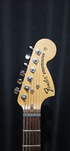 Guitarra Fender Stratocaster American Highway One Custom