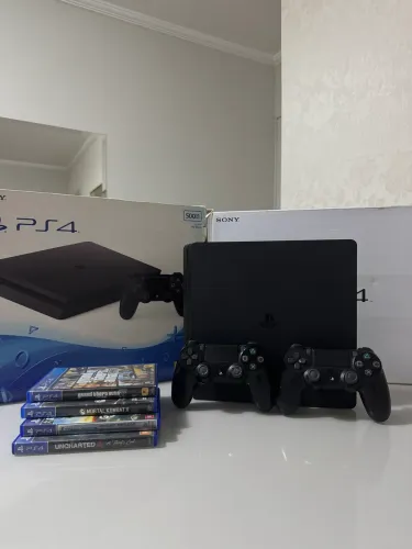 PS4 SLIM NOVÍSSIMO
