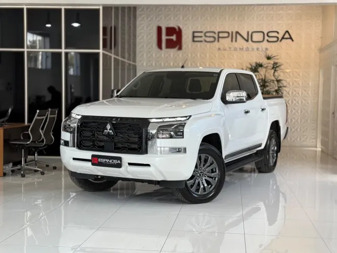 Mitsubishi TRITON HPE 2.4 CD 4X4 TB Diesel Aut. 2026