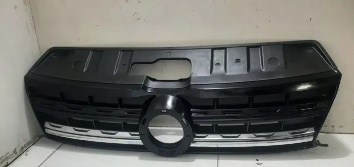 Grade parachoque dianteiro volkswagen amarok 2017/2024