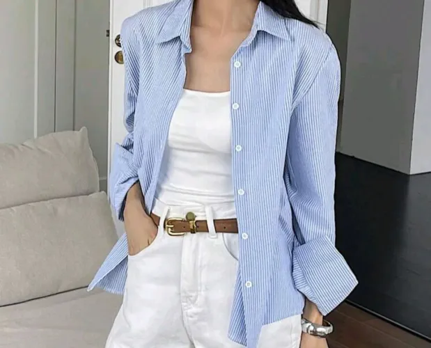 DAZY Camisa Casual Listrada de Manga Longa Feminina