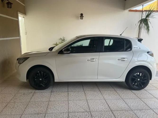 Peugeot 208 Style 1.0 Flex 6V 5P Mec. 2023