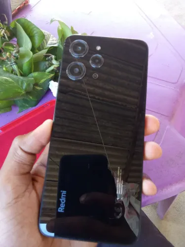 E celular excelente vendo no precinho aceito cartão ou pix