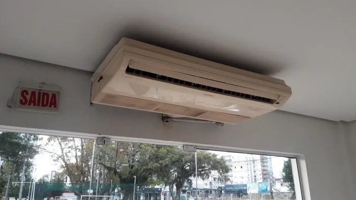 VENDO AR CONDICIONADO