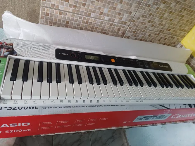 Teclado digital casiotone 