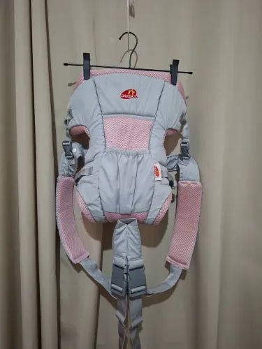 Canguru Dardara suporta até 9kg