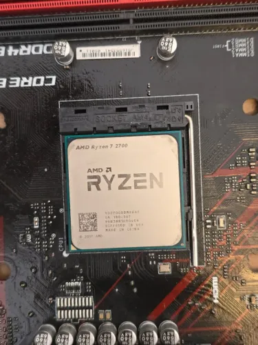 Processador Ryzen 7 2700