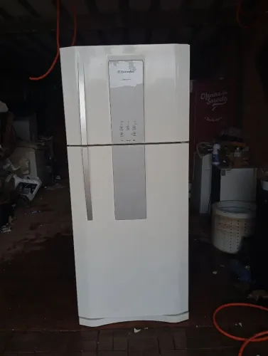 Vendo Geladeira Electrolux 553Litros 110volts FrostFree Revisada com Garantia