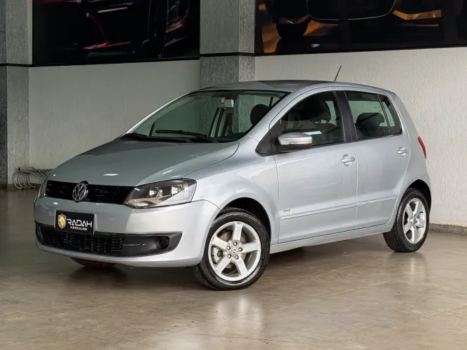 Volkswagen Fox 1.0 MI Total Flex 8V 5P 2013