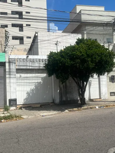 Casa na Olinto Meira Barro vermelho 