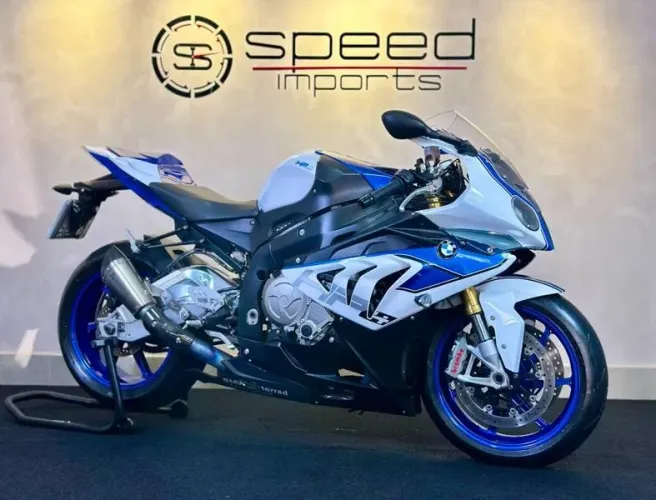 BMW S1000RR HP4 2013