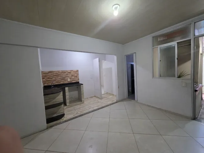 Apartamento (Kitnete), com 1 quartos e 1 banheiros para Aluguel, 35 m² em Ilhéus/BA