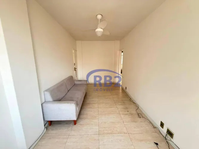 Apartamento 2 quartos com vaga marcada na escritura na Avenida Sete de Setembro em Icaraí