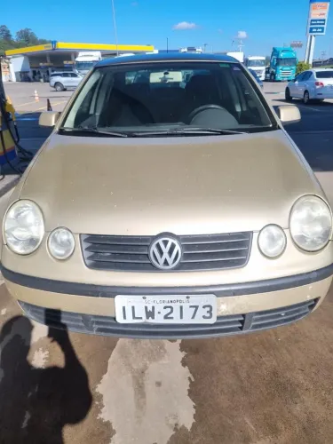 Volkswagen Polo Sedan 1.6 MI 101cv 8V 4P 2004