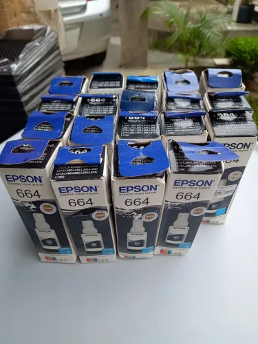 Vendo 19 Tintas Pretas T664 Para L120 L1300 L395 664 T644 L396 L355 L555 L365 L355. Leia