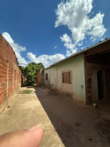 Casa com 2 dormitórios à venda, 80 m² por R$ 115.000,00 - Industrial Munir Calixto - Anápo