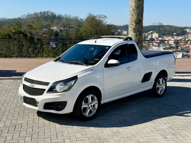 Chevrolet Montana Sport 1.4 Econoflex 8V 2P 2014