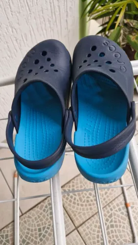 Crocs J2 infantil tam 33 - 34
