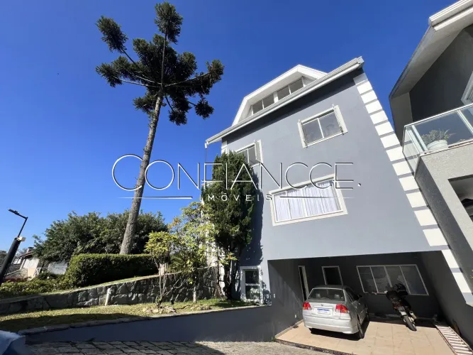 Casa em condominio com 4 quartos para alugar em Santa Felicidade, Curitiba - PR | Confianc