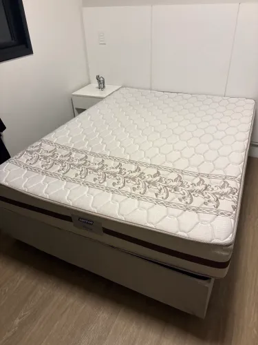 Cama casal
