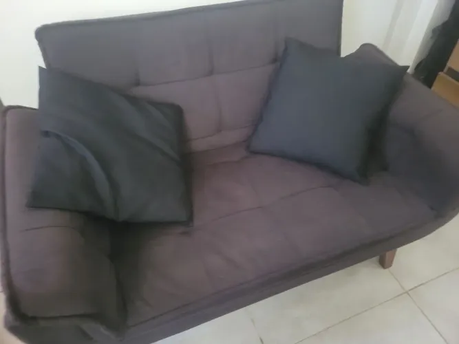 Sofá preto 2 lugares "Namoradeira"