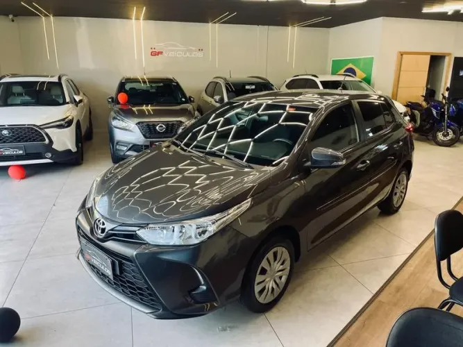 Toyota Yaris XL 1.5 Flex 16V 5P Aut. 2023
