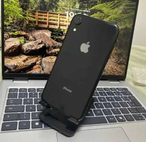 iPhone XR 128GB - Preto