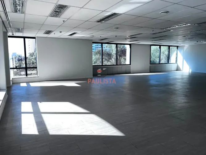 Meio Andar corporativo para locação com 6 Vagas no Paraíso, Metro Paraiso, Av. 23 de Maio 