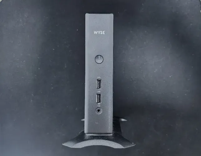 Mini PC Dell Wyse 5060 Thin Client AMD GX-424CC 2.4GHz 16GB DDR3L 8GB SATA RJ-45 e WI-Fi