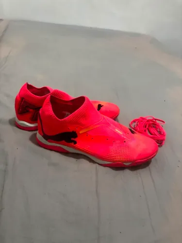 TENIS DE FUTSAL - PUMA FUTURE 7 MATCH - TAMANHO 41