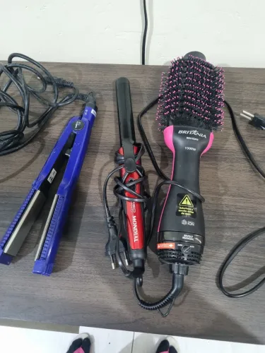 Kit prancha, baby liss e escova rotativa