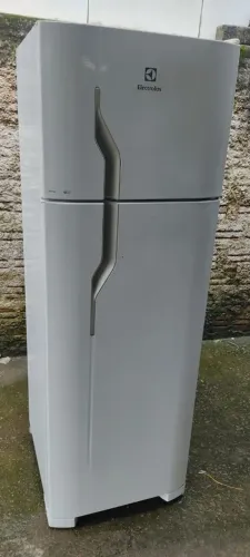 Geladeira Eletrolux duplex