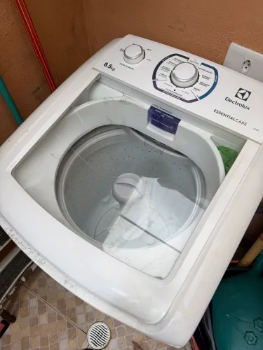 Lavadora Electrolux Essential Care 8,5kg Les09 - 127v