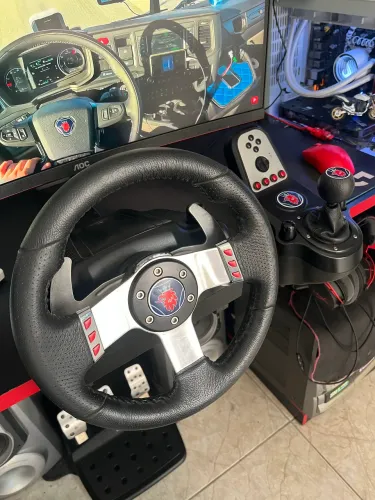 Volante simulador Logitech G27