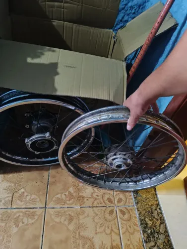 Roda traseira da Bros 160 2024 . 300,00 $