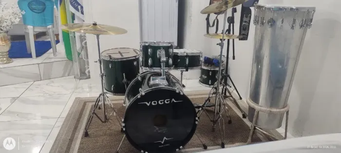 Vendo bateria completa