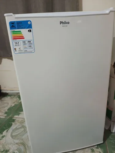 Frigobar Philco 103 litros, cor branca