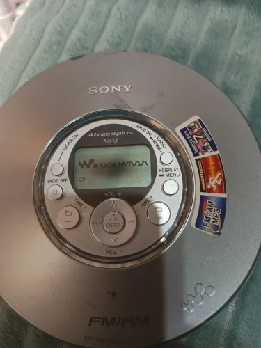 Discman Sony Walkman, LEIA O ANÚNCIO 