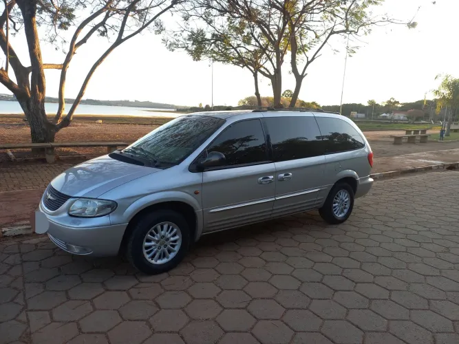 Chrysler Grand Caravan Limited 3.3 V6 12V 182cv 2003