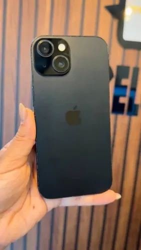 iPhone 15 - 128gb seminovo