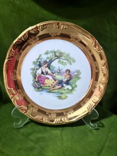 PRATO DE PORCELANA BANHADO A OURO PARA BOLOS/DOCES/PUDIM