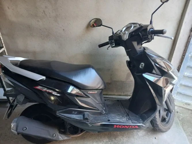Vendo moto elite