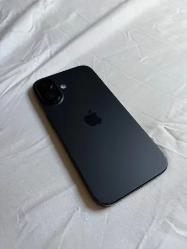 iPhone 16 256GB