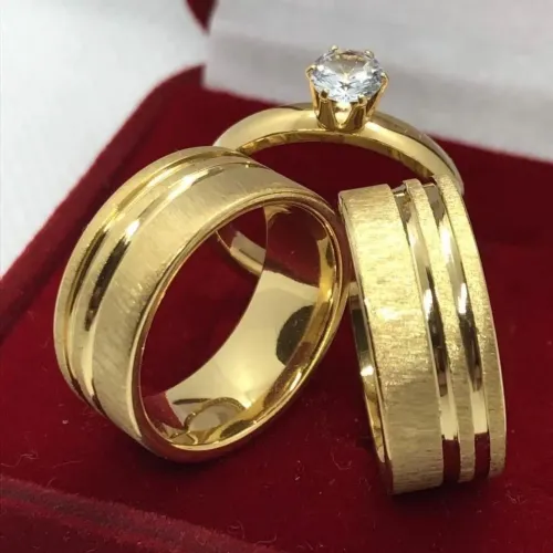 Par de Alianças Mod.Fosca C/Frisos 8mm + Solitária.Promoção